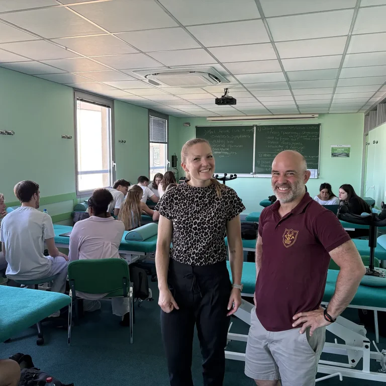 Réathlétisation et IA en kinésithérapie : le CEERRF reçoit à nouveau l’UC SYD dans le cadre d’Erasmus+ Atelier de réathlétisation avec les enseignants de l’UC SYD